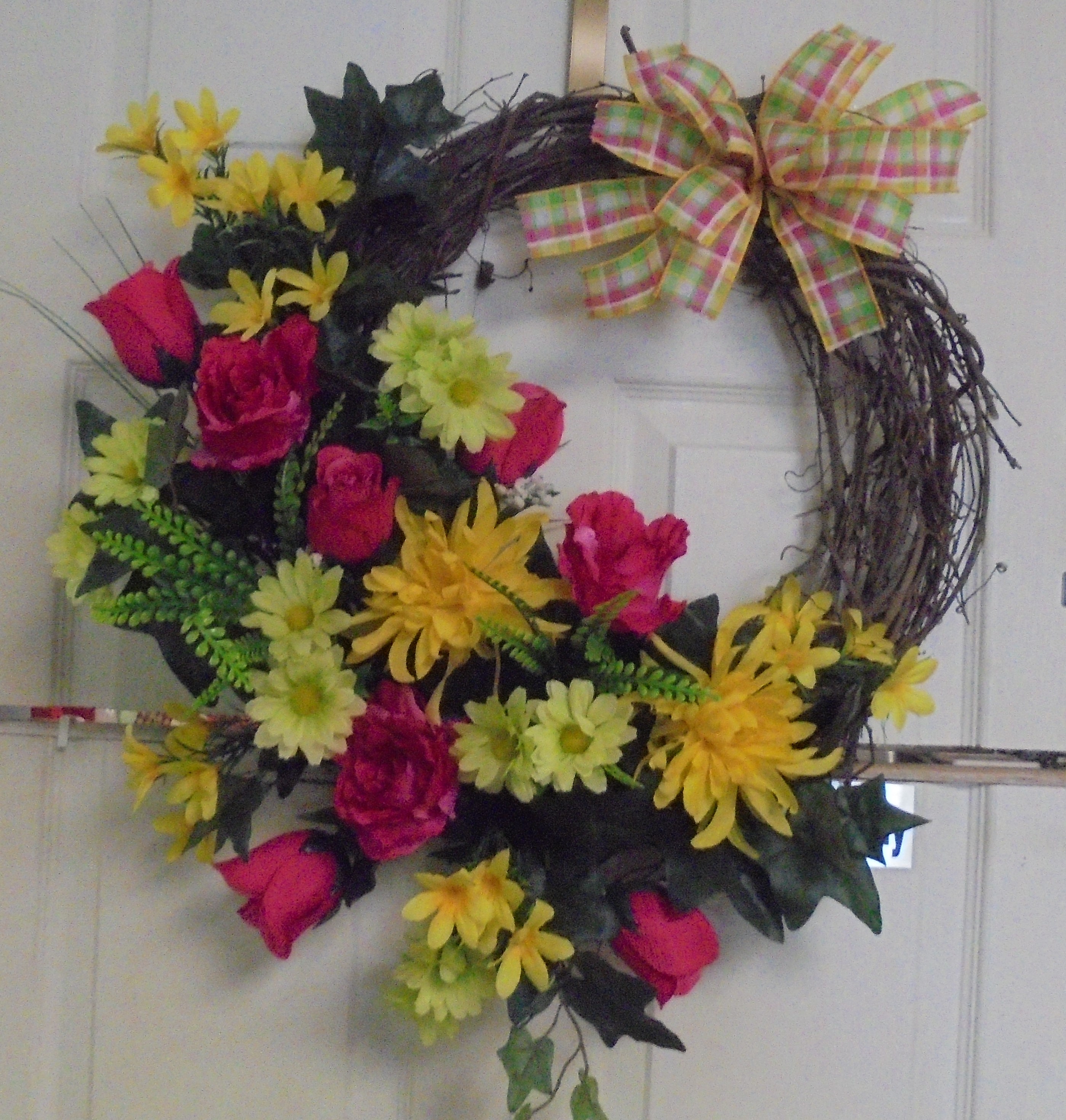 (26A) "Grapoevine" Wreath
$60.00