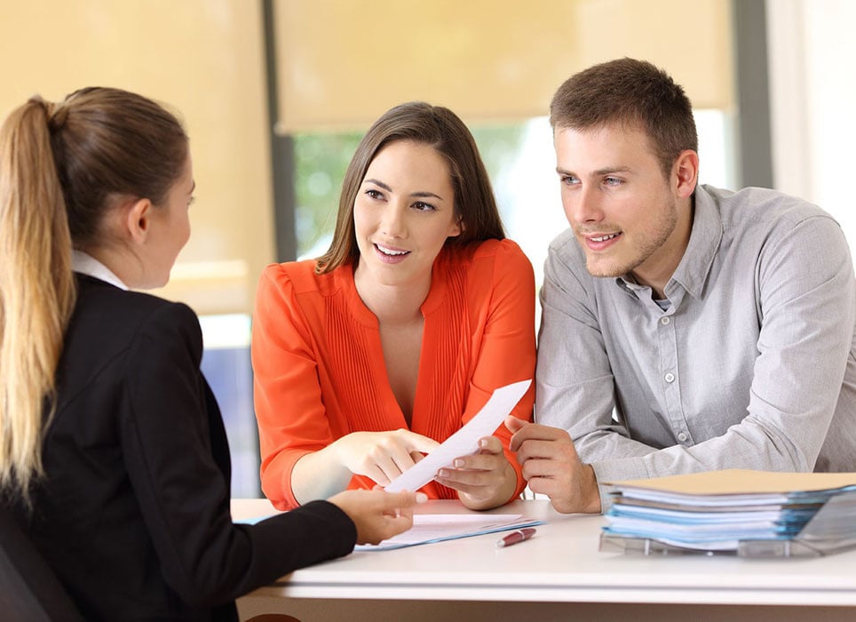 Customers Solving Doubts