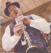 https://0201.nccdn.net/1_2/000/000/095/897/langford-on-clarinet.jpg