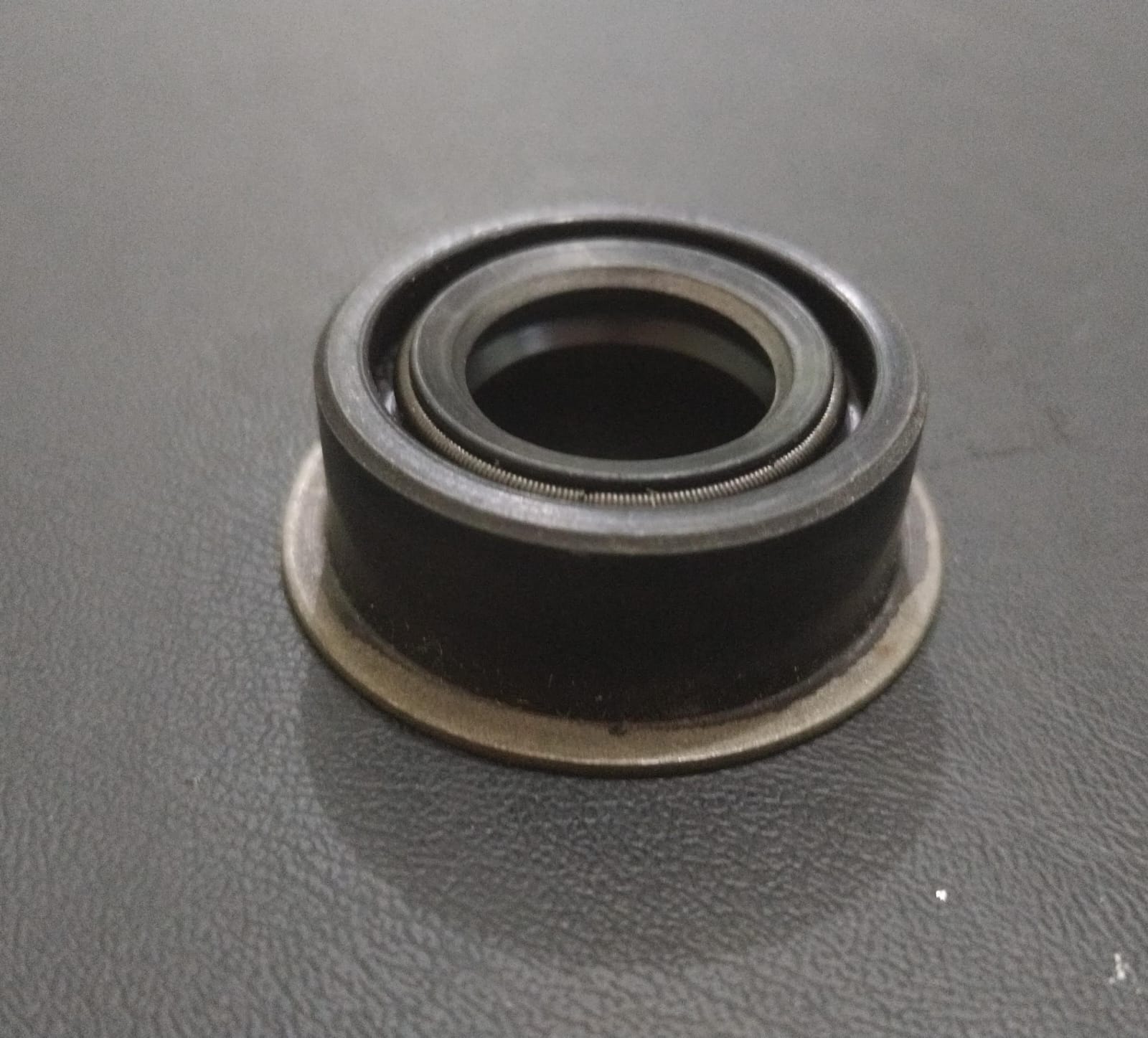 TSURU
RETEN SELECTORA
18*38/32*13
$110