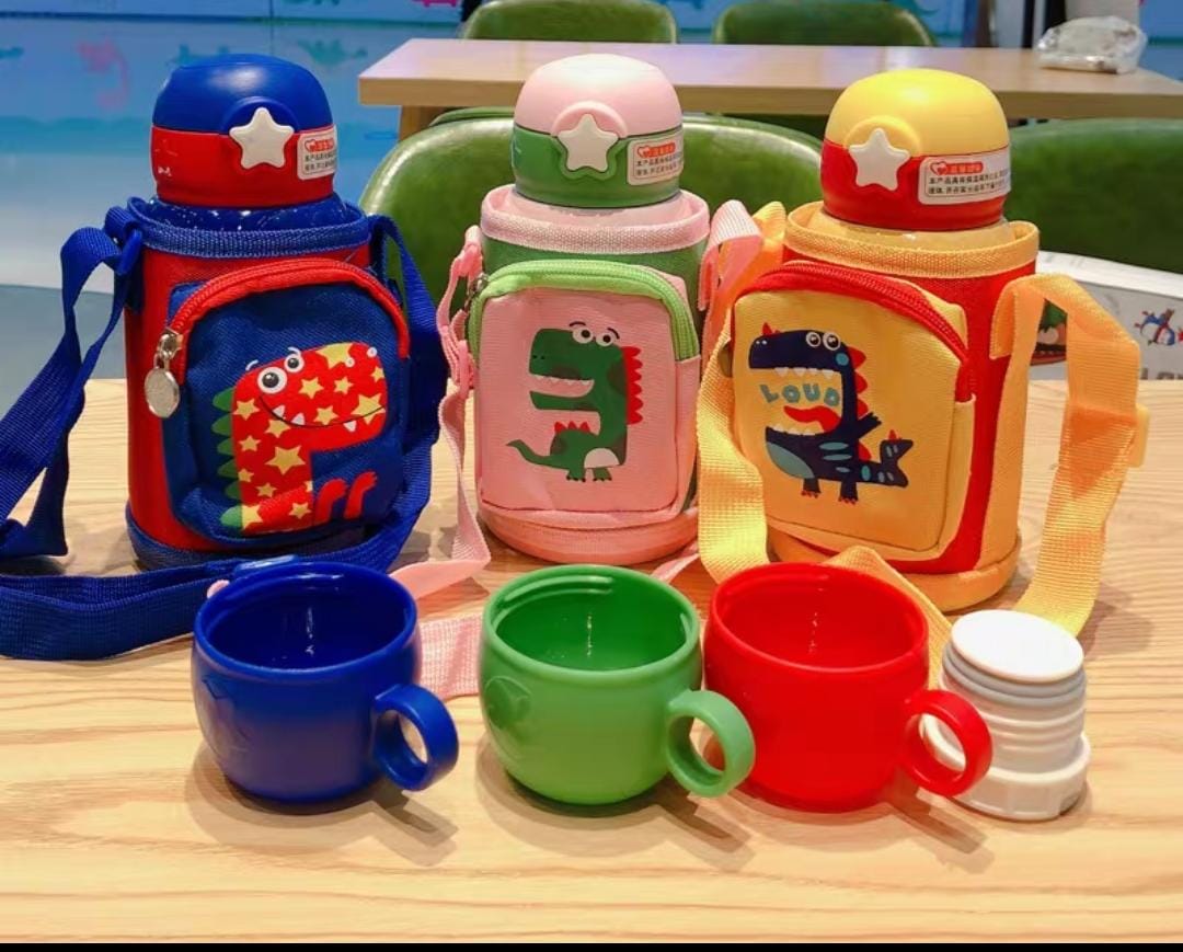 BW-90
TERMO CON MOCHILA TERMICA Y TAZA
COPACIDAD DE 500 ml