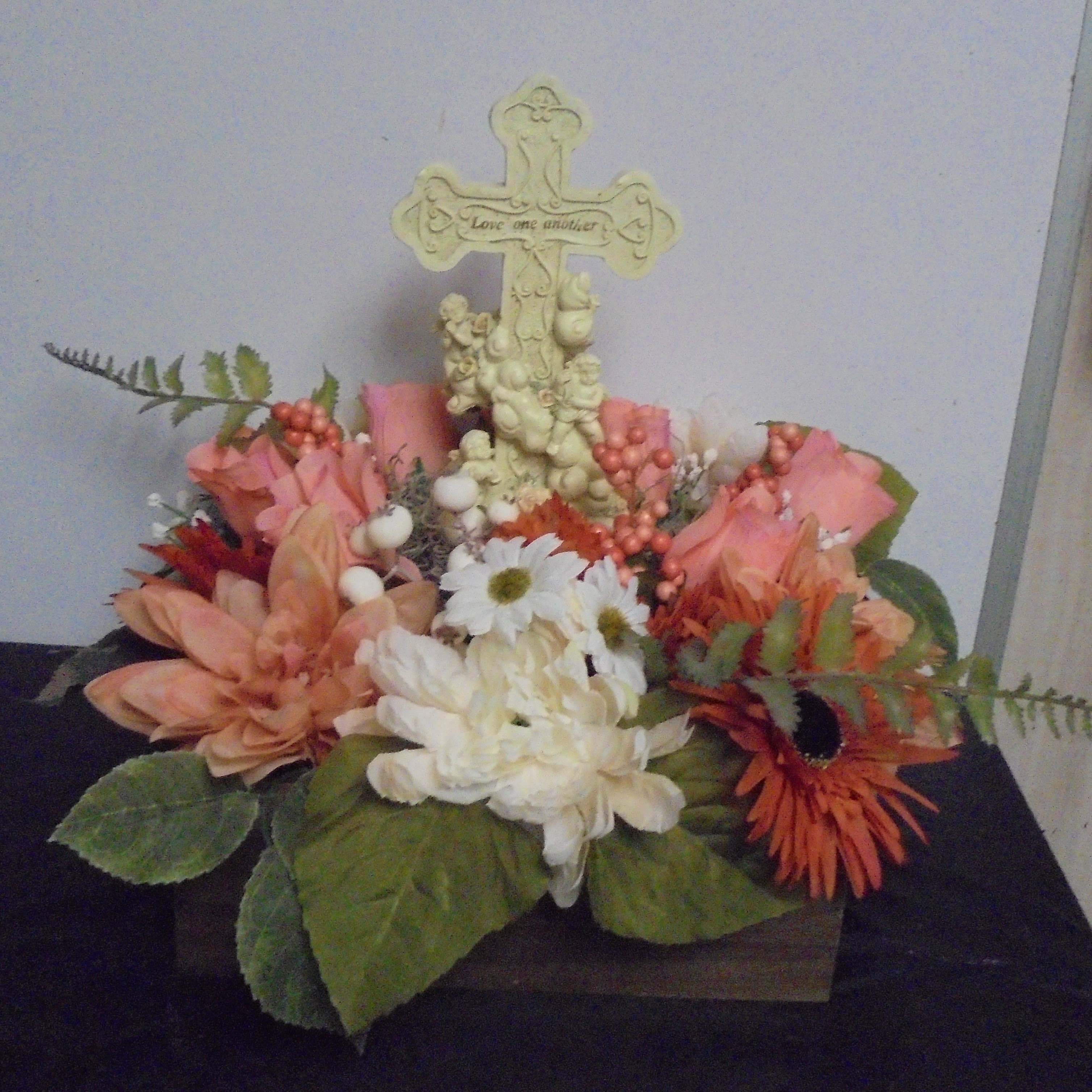 (37) "Silk" Cross Arrangement
$55.00