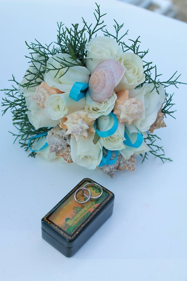 https://0201.nccdn.net/1_2/000/000/096/84e/Anillos-640x960.jpg
