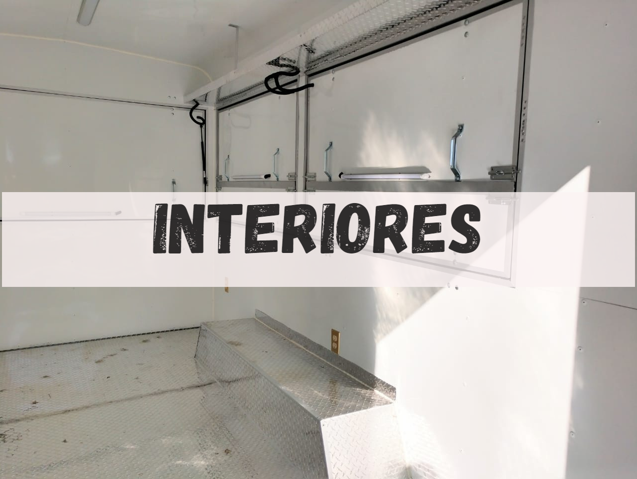 INTERIORES DE REMOLQUES