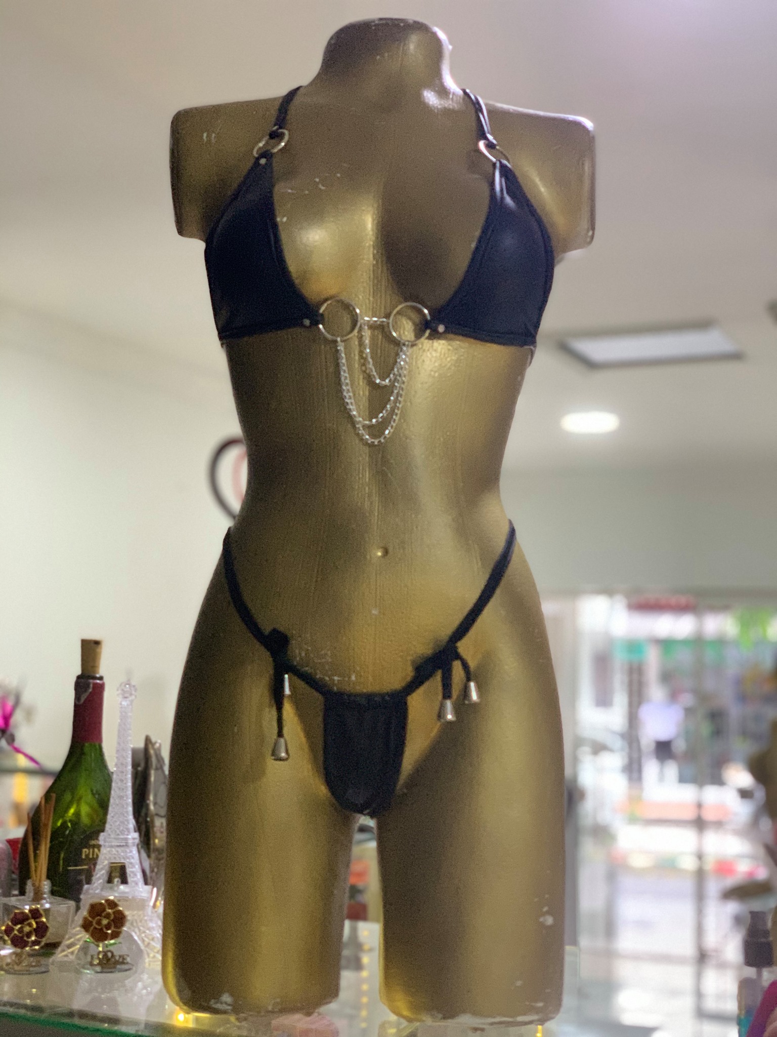 CONJUNTO NEGRO CADENAS
DISEÑO EXCLUSIVO BI
$ 70.000