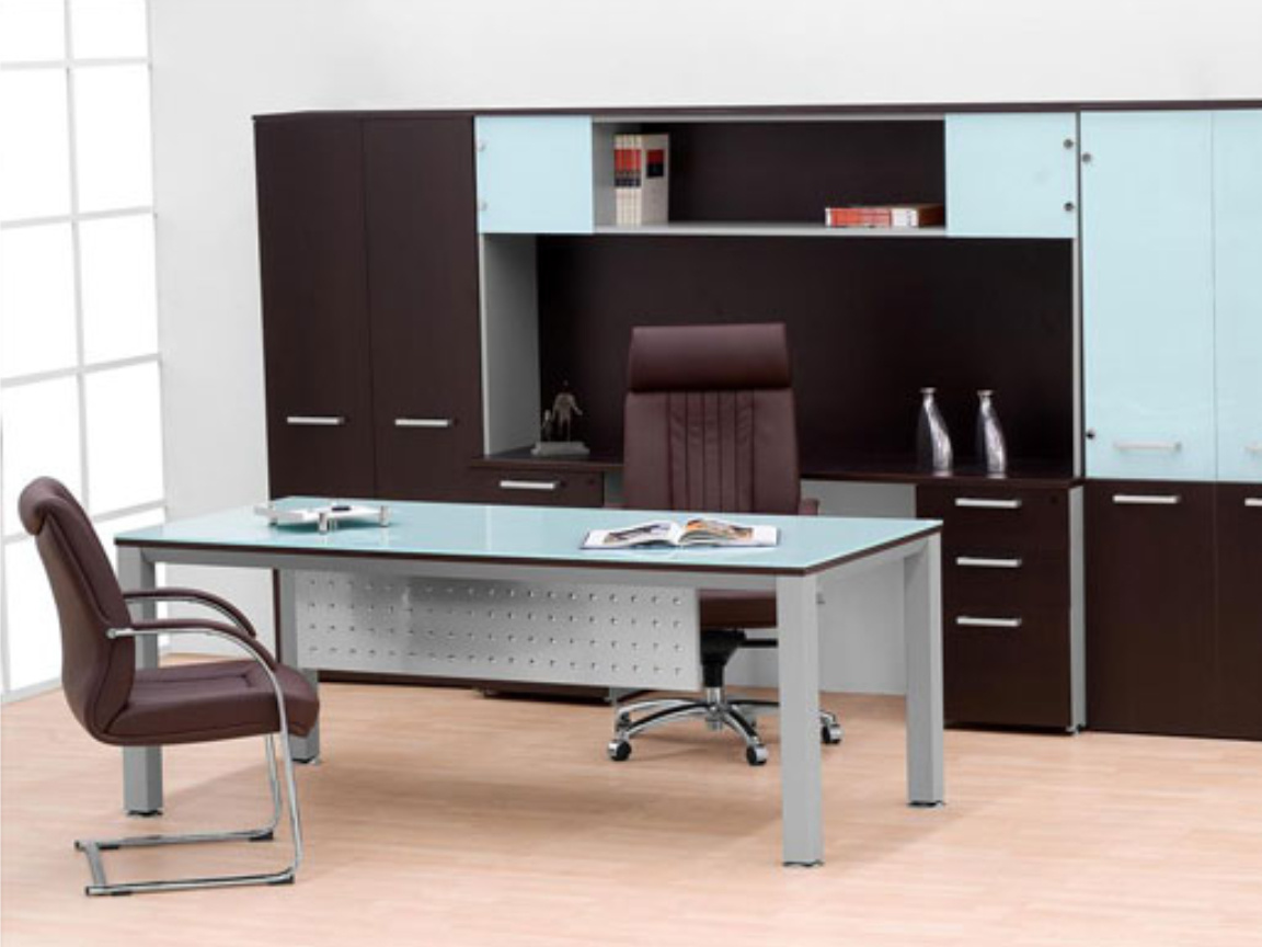 MODELO: STATTUS / CATÁLOGO: ESENZA LINE