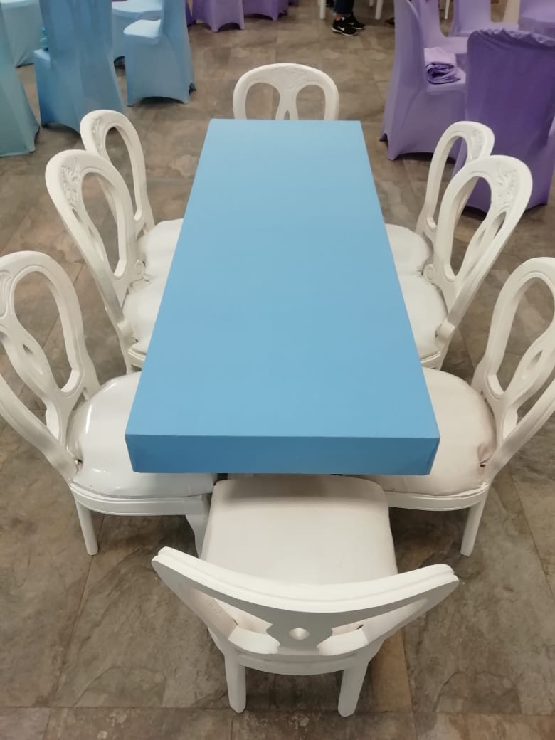 Sillas Venecia para niños
Alquiler
$ 7.000
Mesa tapizada para niños
$50.000
medidas 1.50mX55cm