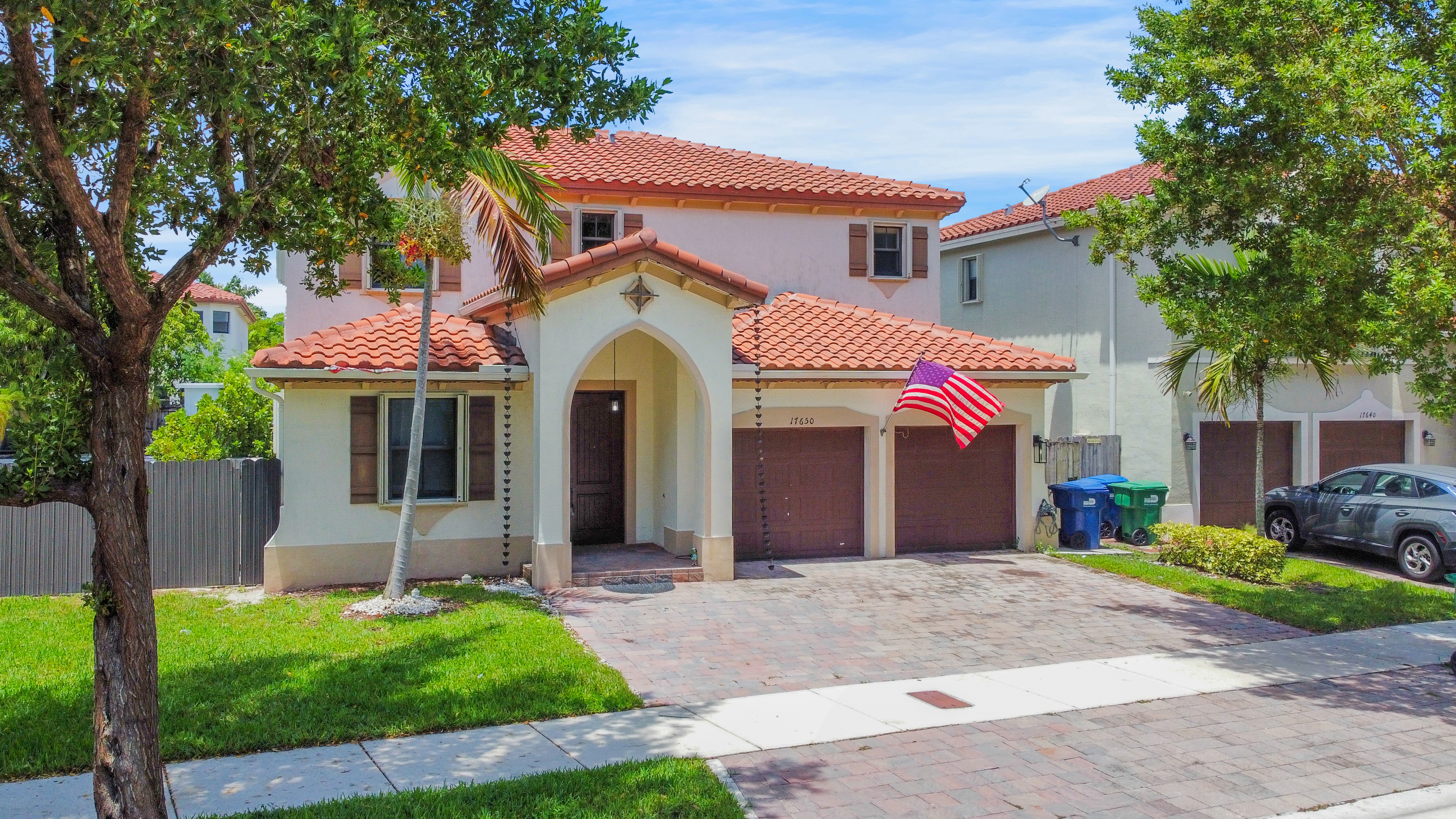 17650 SW 154 PL, Miami, FL 33187. MLS #A11858909
$829,000.00