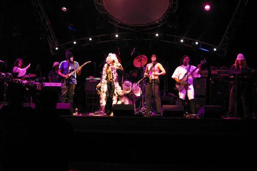 DAN FARROW GEORGE CLINTON LIVE USA 1