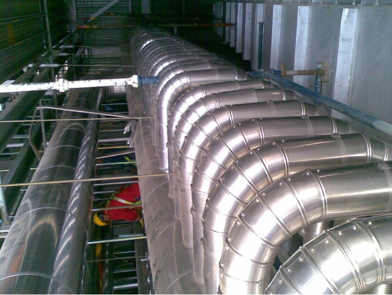 Pig tail, línea de vapor TERMINADO. PDVSA, Anzoátegui, Venezuela. Fibra cerámica, Acero inoxidable.
