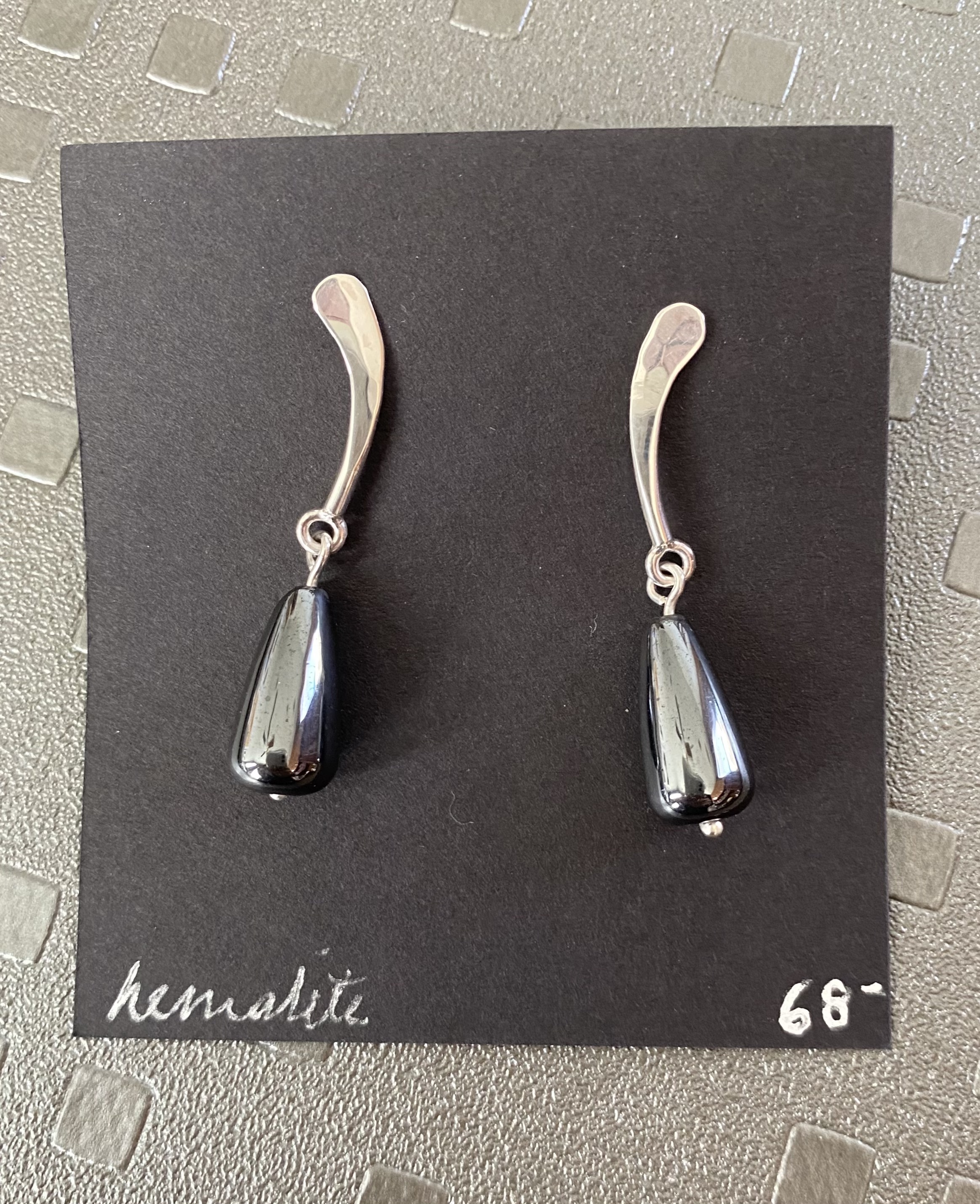 Hermatite Post
Sterling
$68.