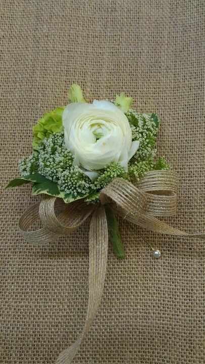 Ranunculus Boutonniere