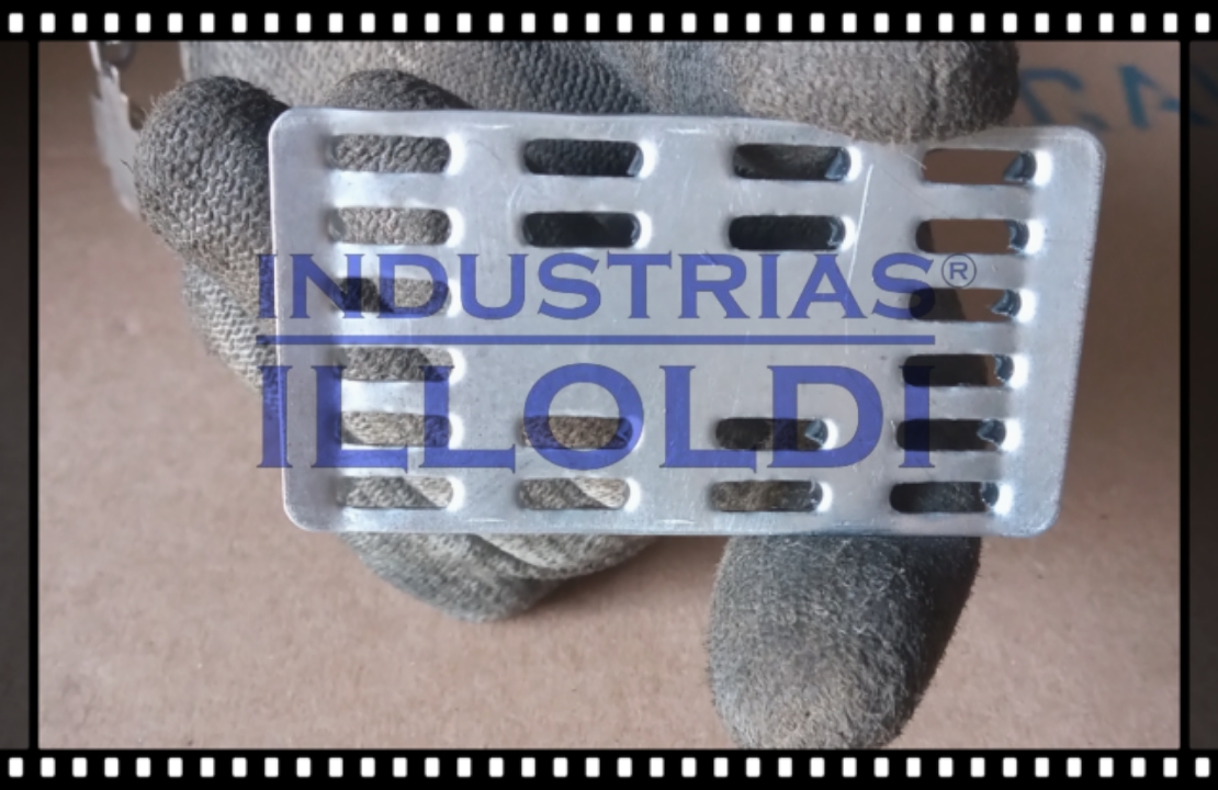 Grapa Dentada® 1 1 /2" x 3"