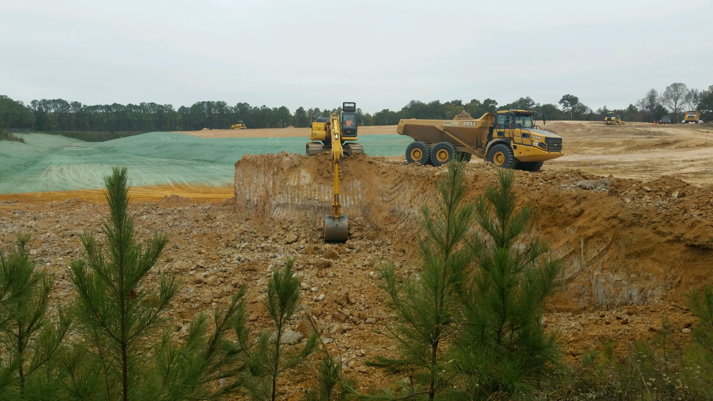 Intertape Polymer Group
Landfill Closure - grading, seeding