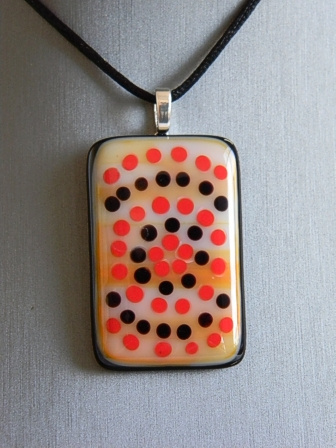 "Minimalistic_03"
by Kristina Guchenia
Size - 2-1/8"H X 1-3/8"W
$29.00 