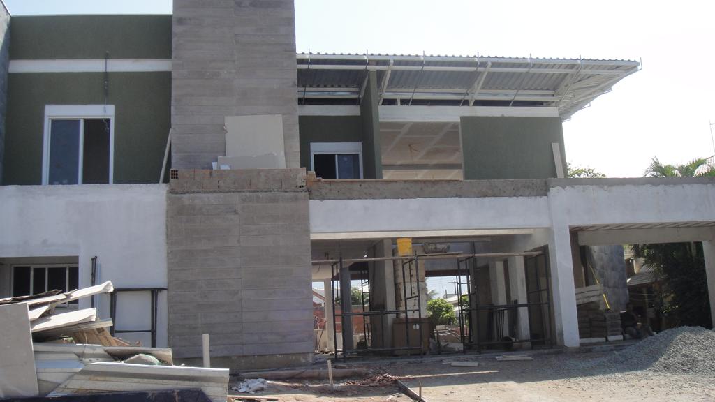 Residencia - Bounganville - Peruíbe