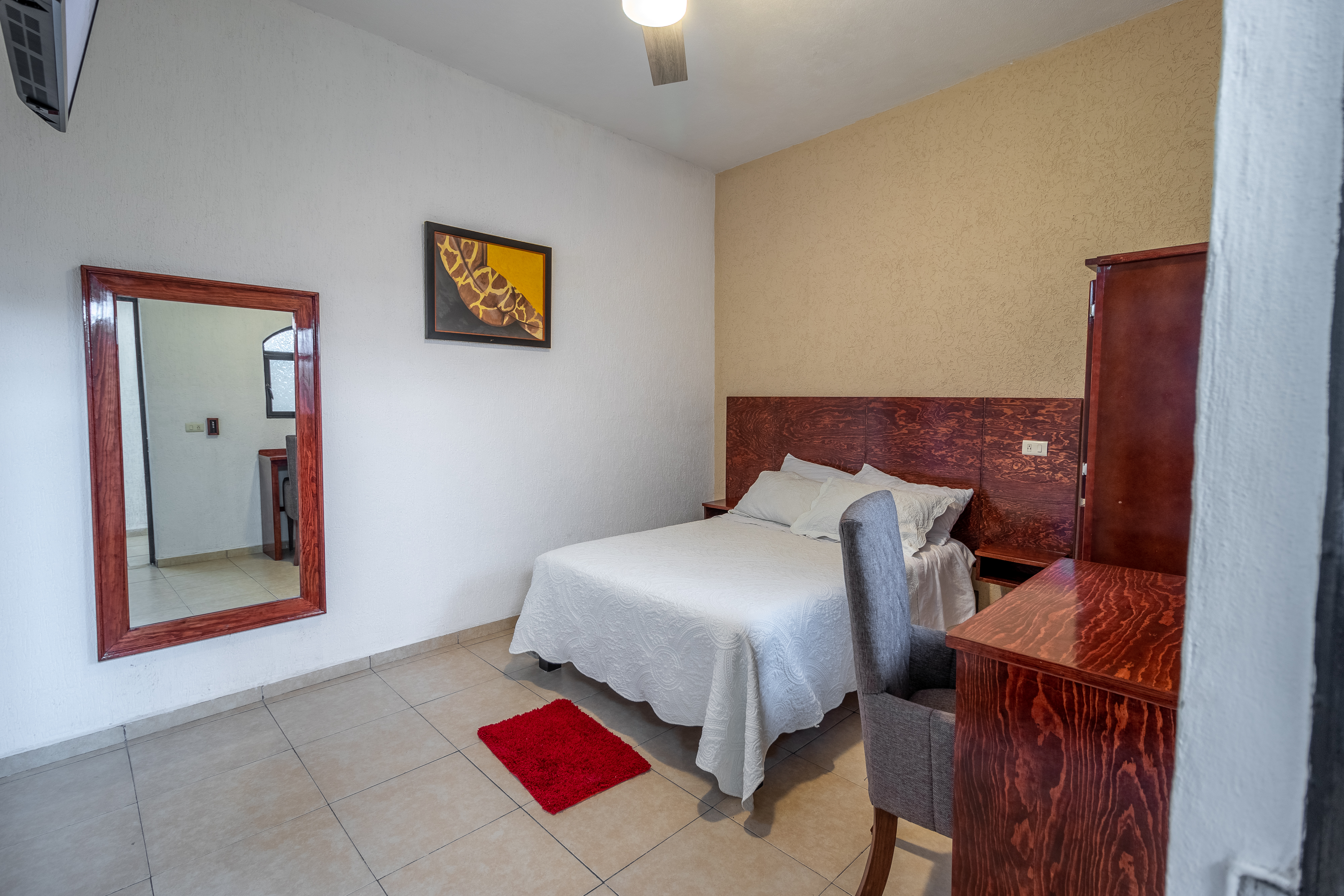 https://0201.nccdn.net/1_2/000/000/09c/1e8/casa-garatusa-42.jpg
