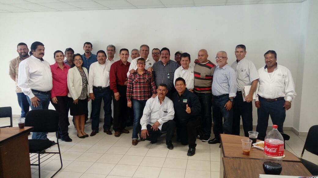 Asamblea con la presencia de nuestro Líder Nacional José Rayas