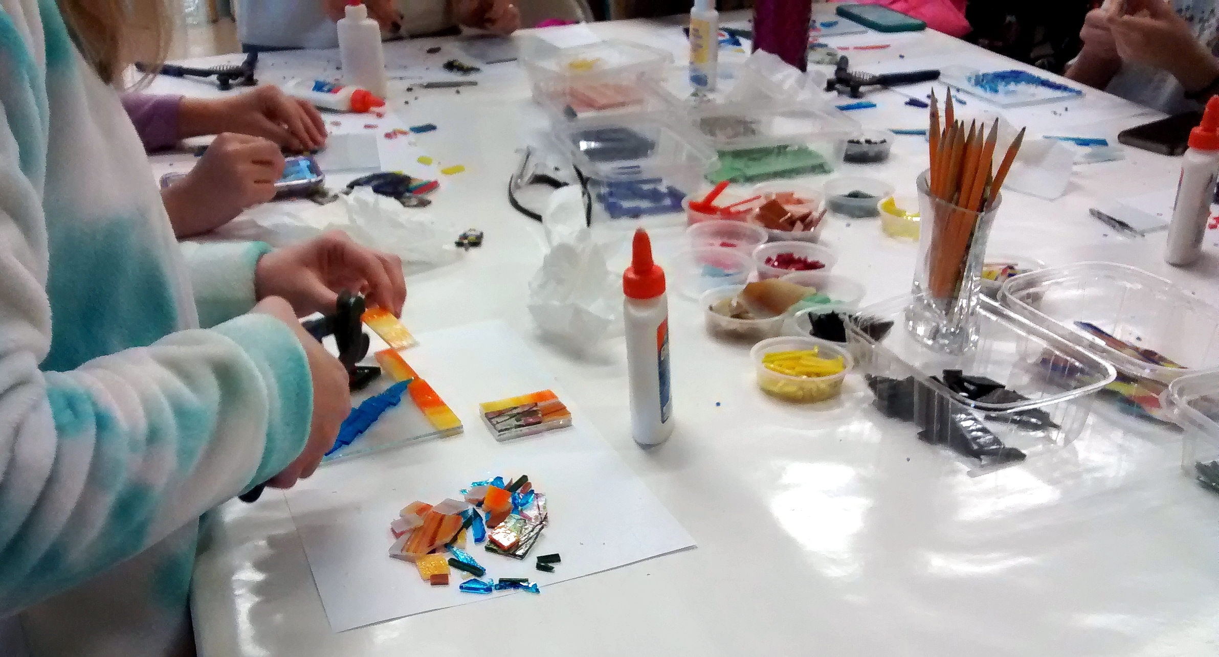 https://0201.nccdn.net/1_2/000/000/09d/559/class-in-progress3.jpg