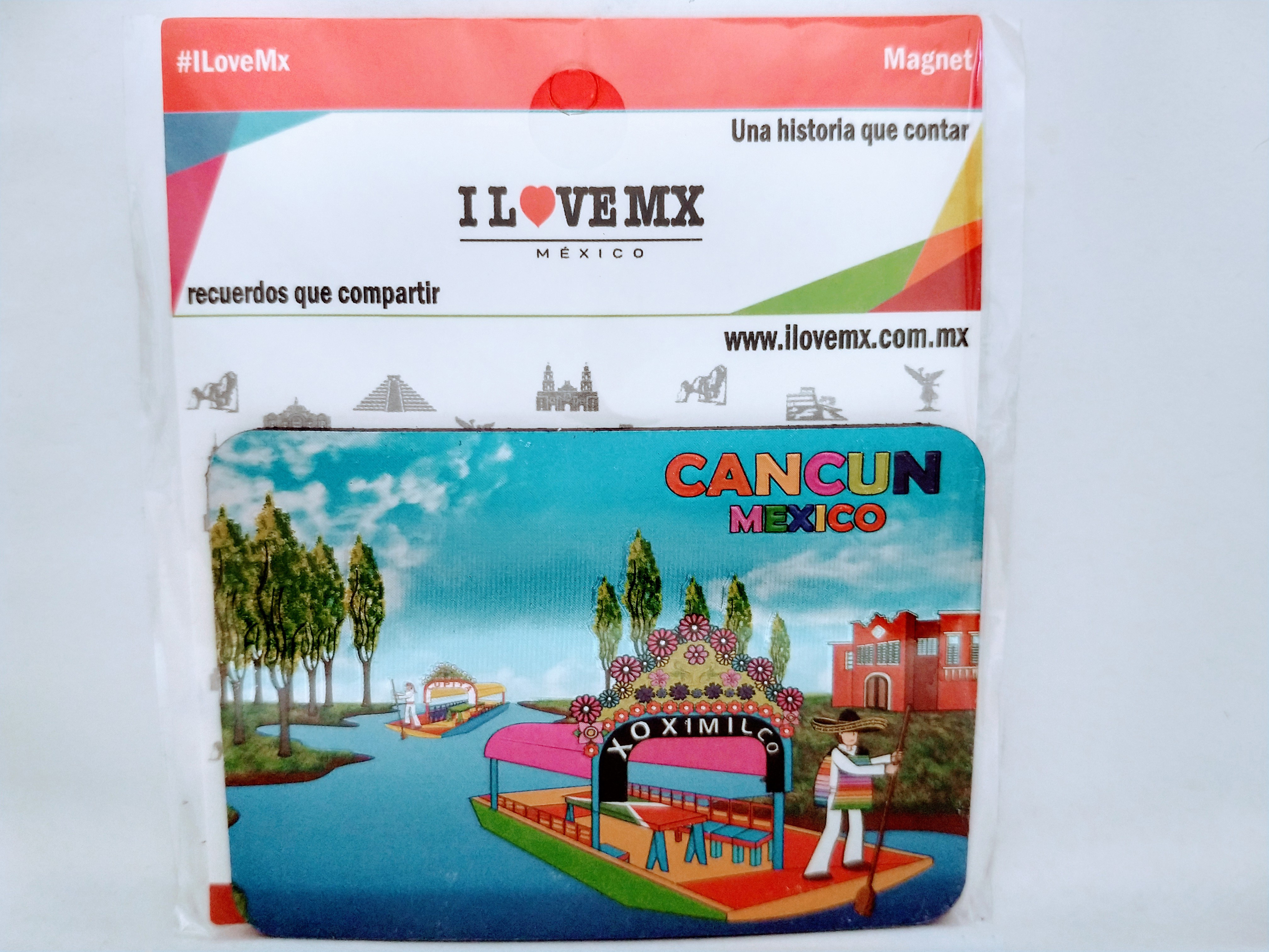 IMÁN METALIZADO CANCÚN
8cm Ancho 
5.6cm Alto