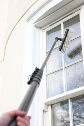 Window cleaner using the water fed pole