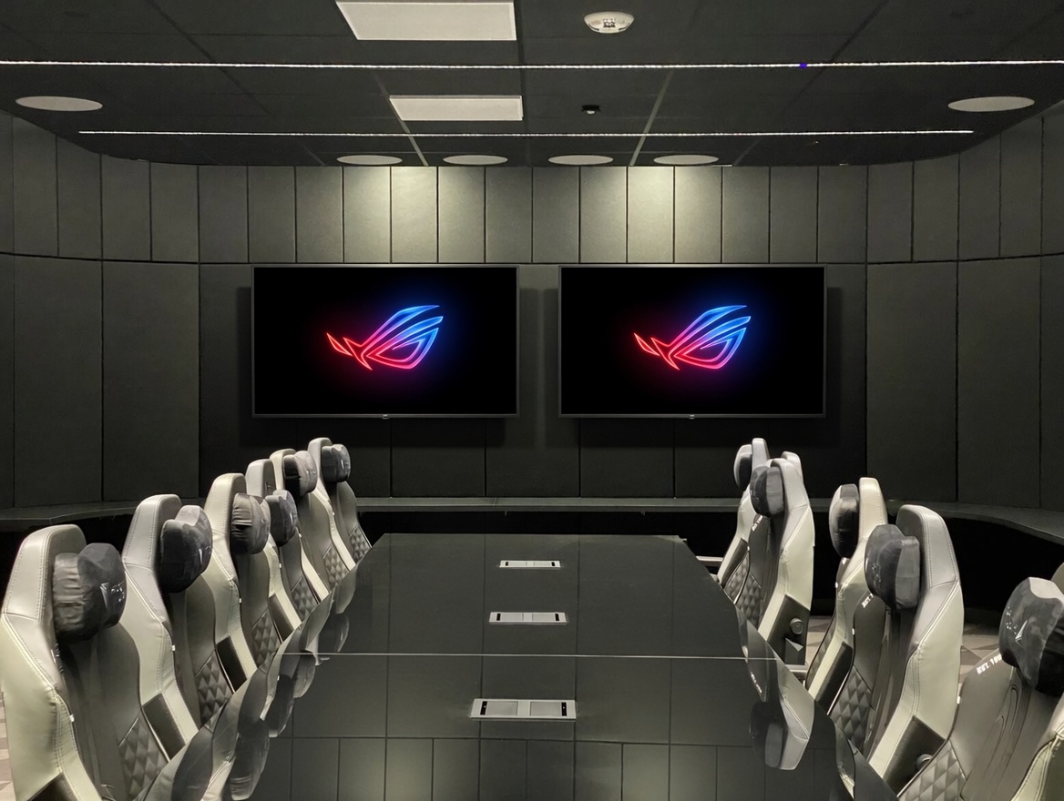 https://0201.nccdn.net/1_2/000/000/09e/6f4/finished-c3-meeting-room-view-of-front.jpg