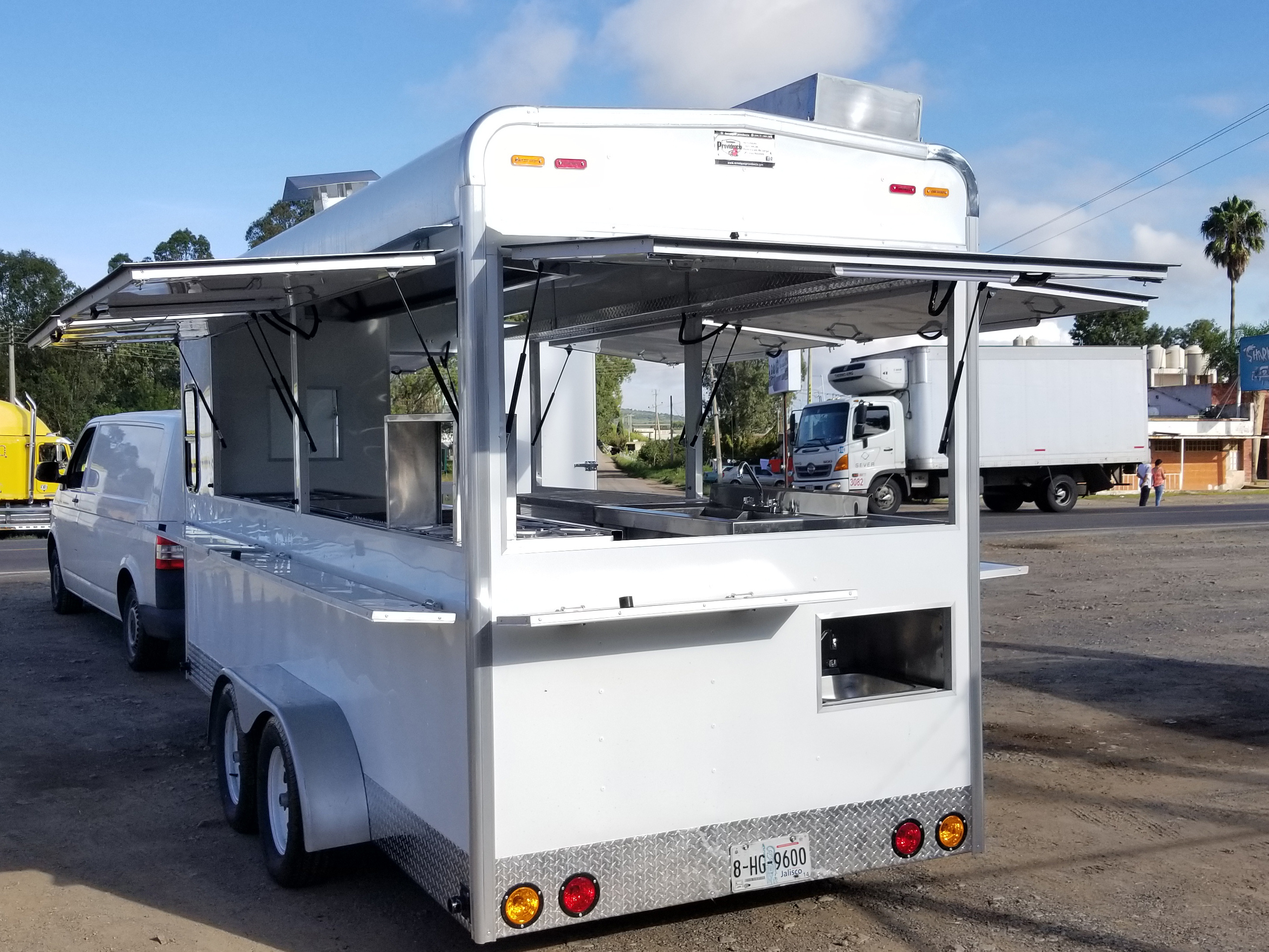 REMOLQUE LONCHERO DOBLE EJE