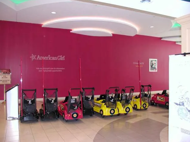 AMERICAN GIRL
Barricade Vinyls