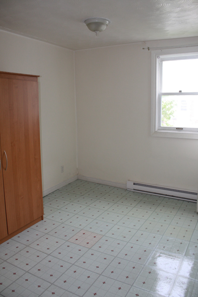 119 Queen Street West Bedroom