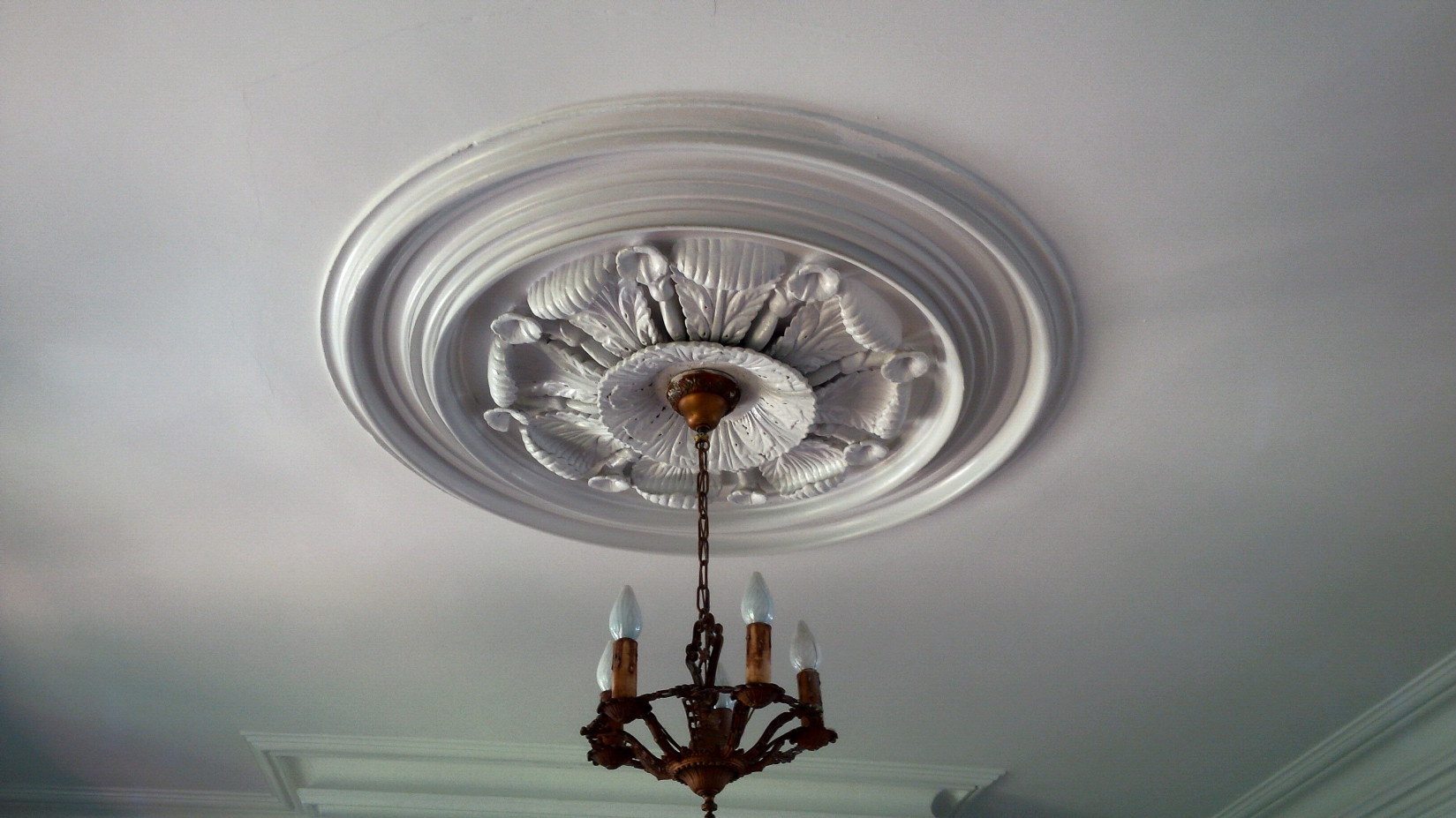 Grand Parlour Light Detail