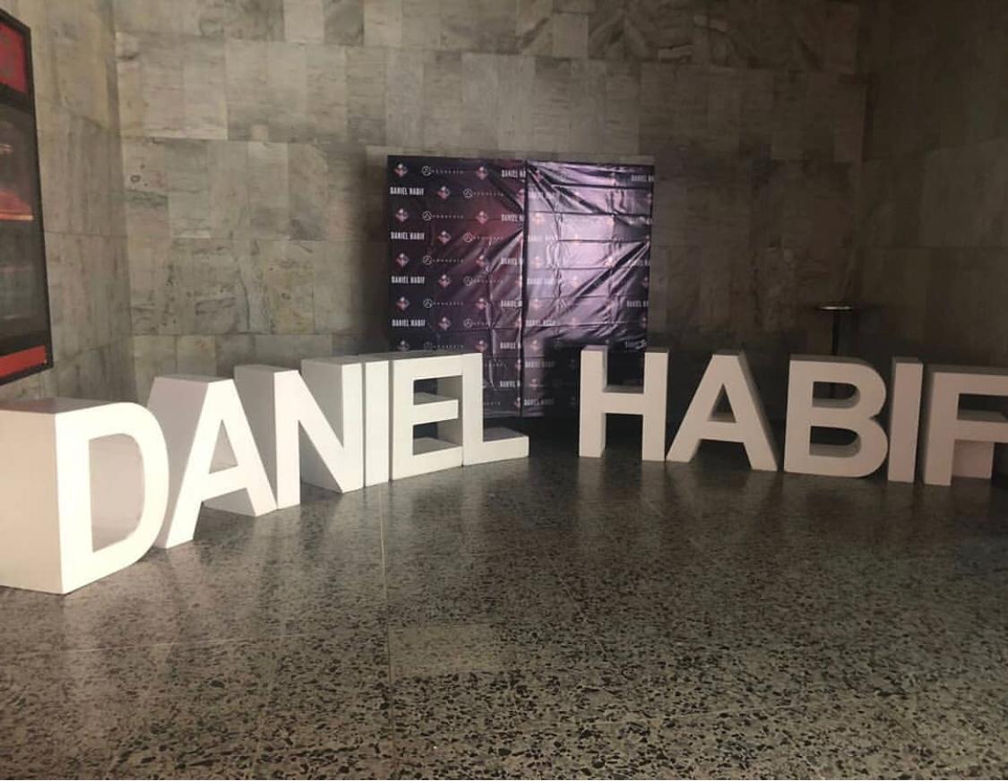 Cada letra en Alquiler
Medidas 80cm de Altura
$35.000