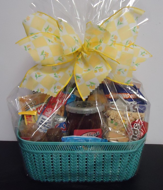 (15A) "Goodie" Basket
W/ Strawberry Jam
(Baskets & Jam/Jelly May Vary)
$45.00
