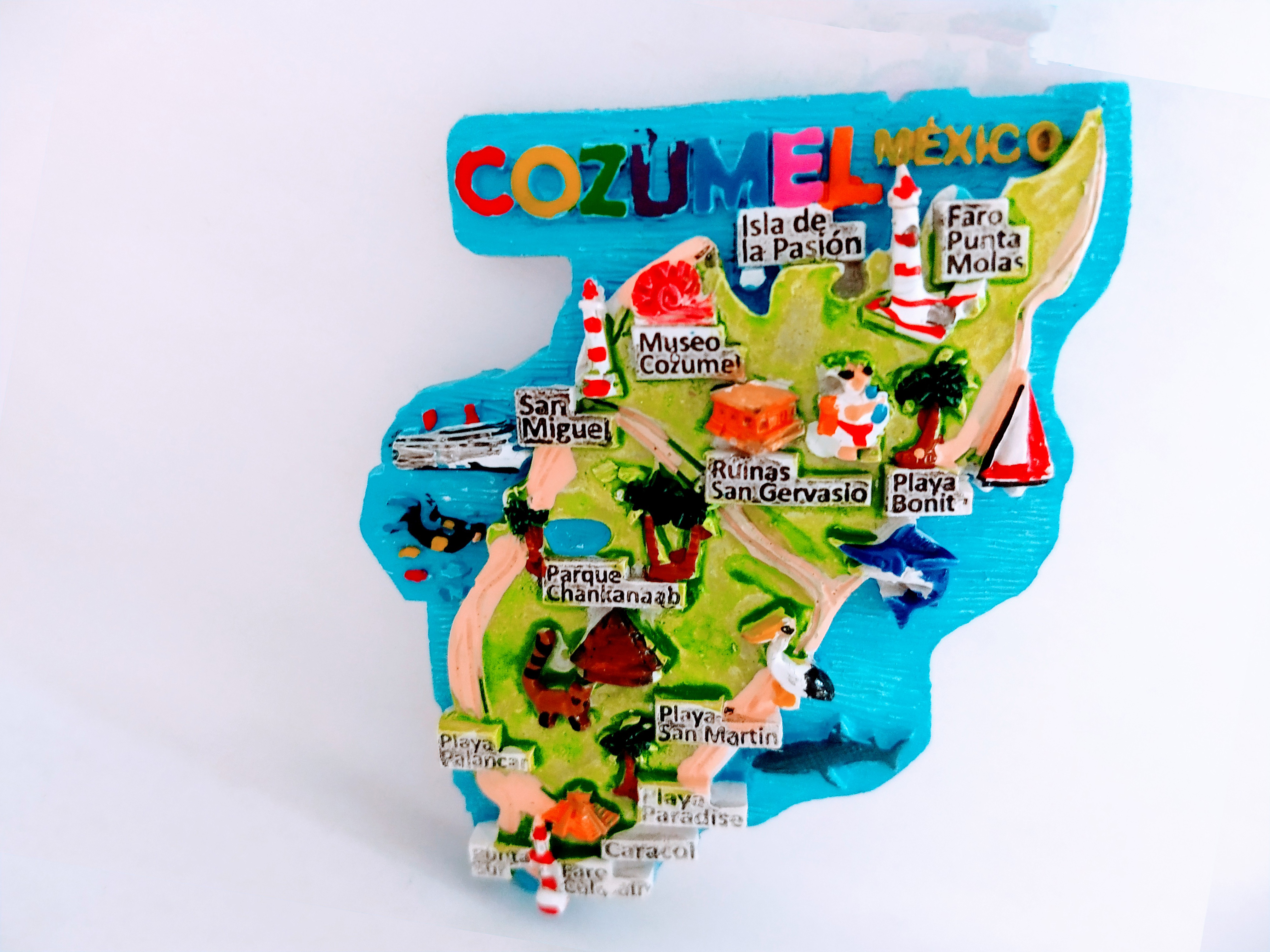 IMÁN DE RESINA COZUMEL
PINTADO A MANO
6.5cm Ancho
8cm Alto
