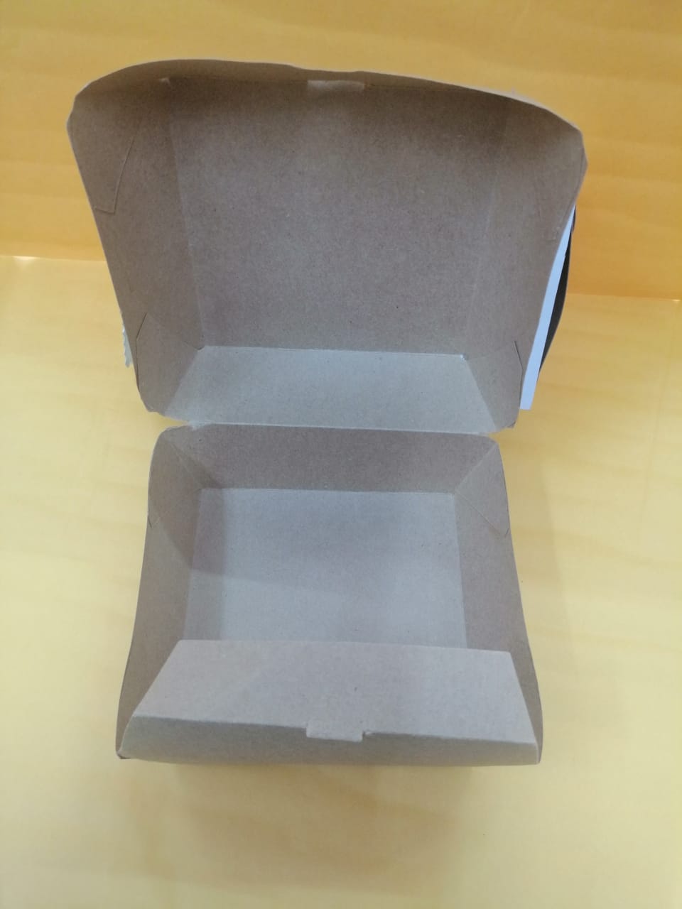 CHAROLA PARA HAMBURGUESA CON TAPA