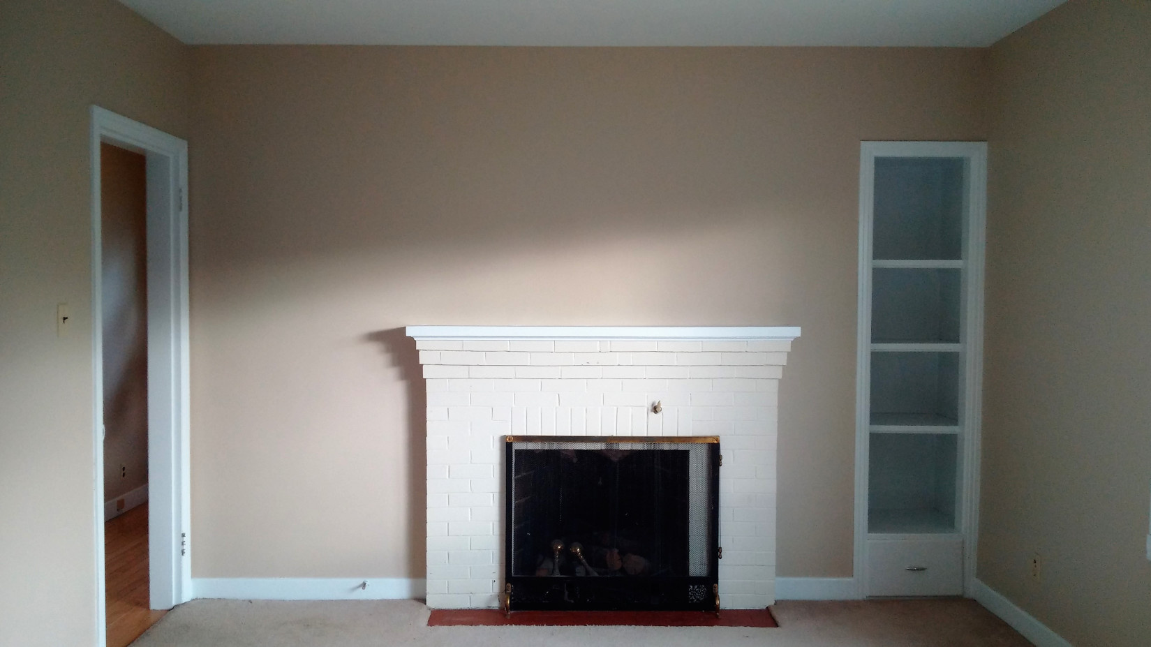 257 Montreal Living Room