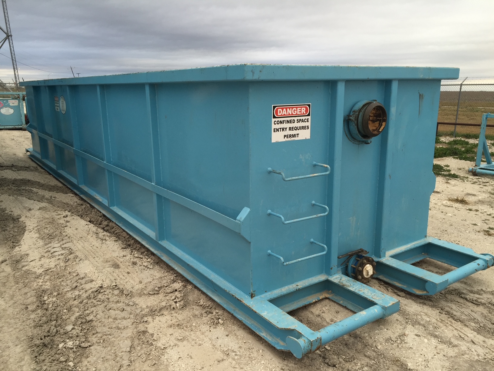 200 BBL. Open Top Tank