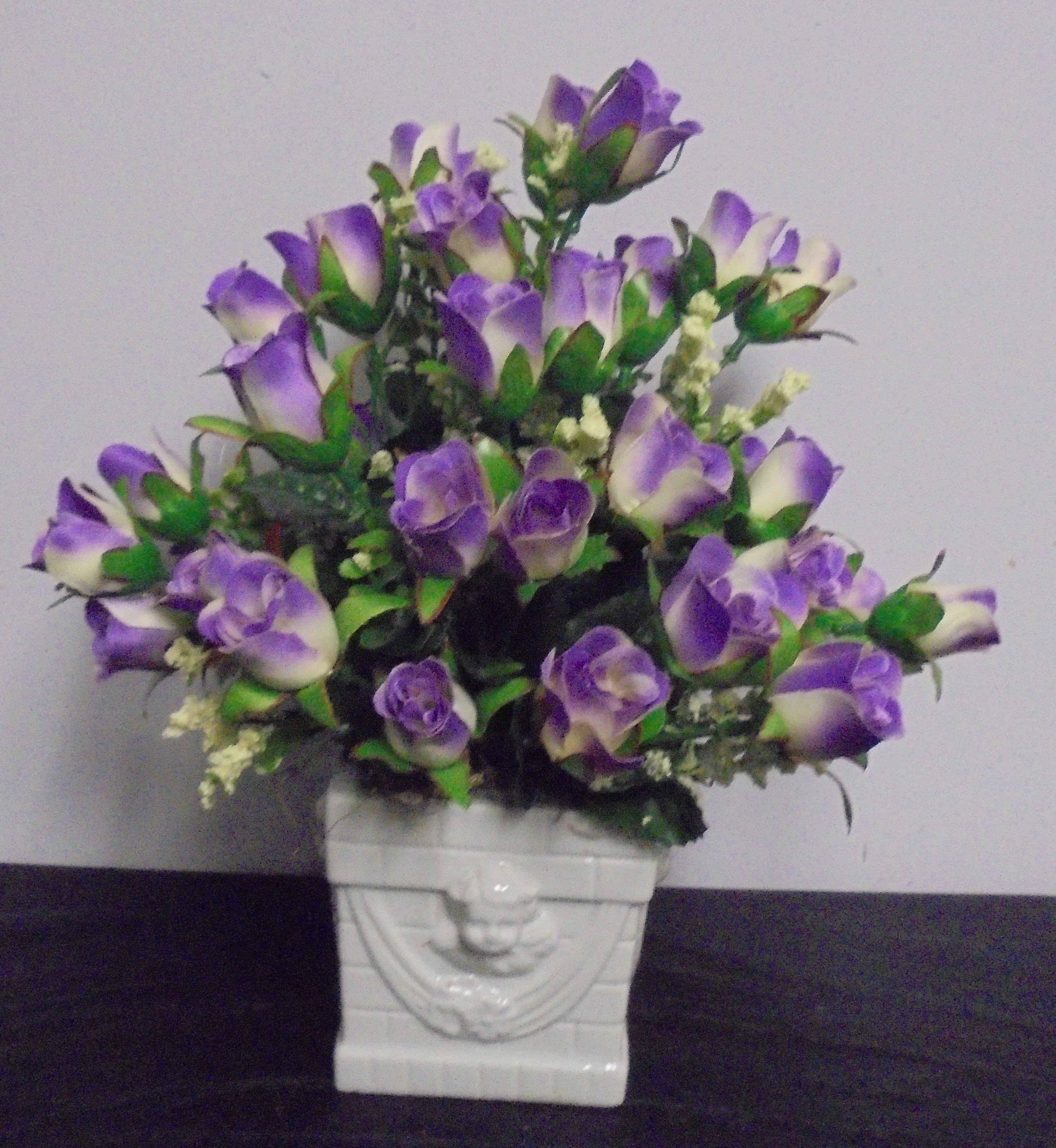 (2) "Silk" Angel Planter
W/ Mini Roses
$25.00

