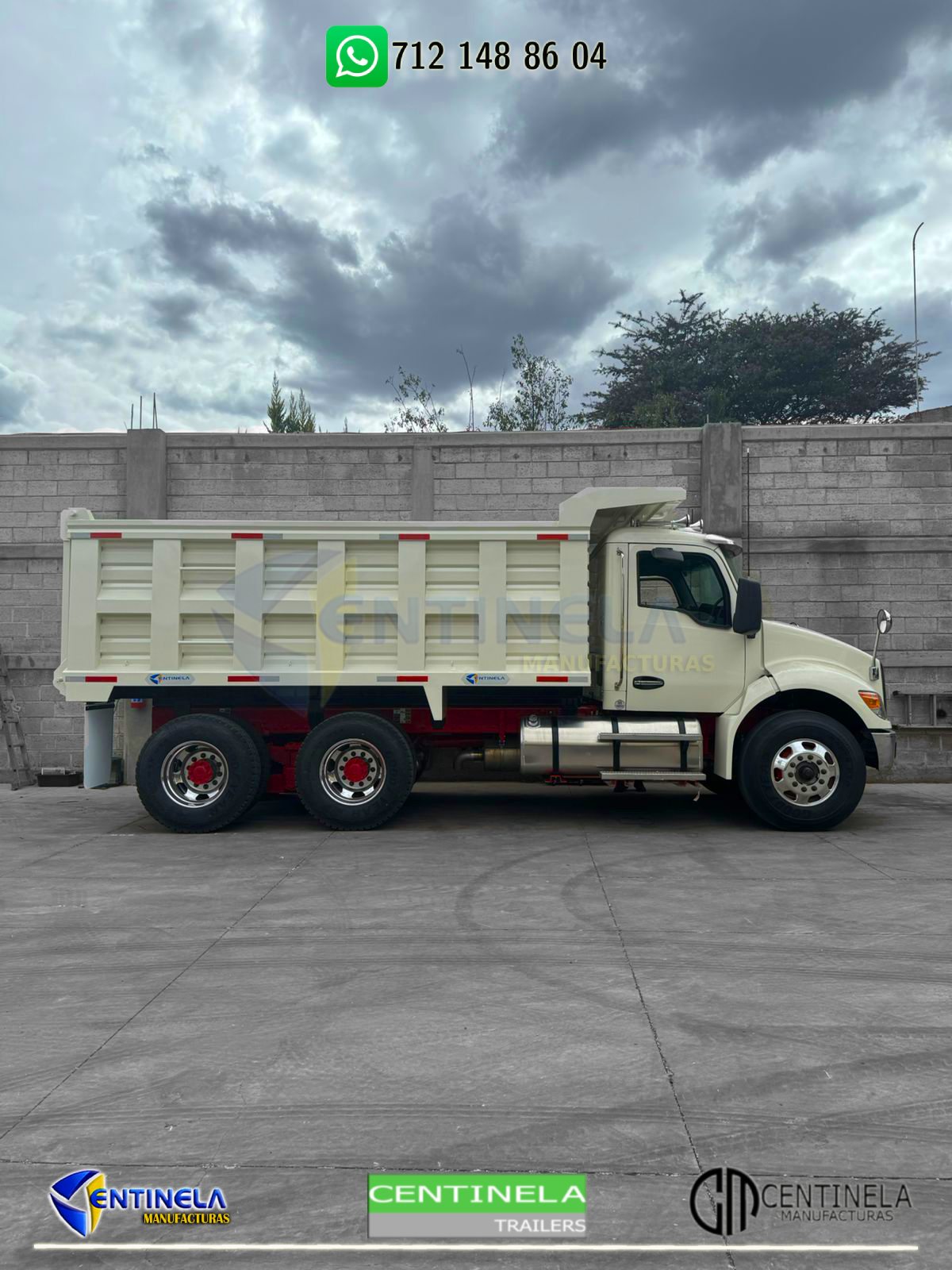 colgante redondo blanco y negro