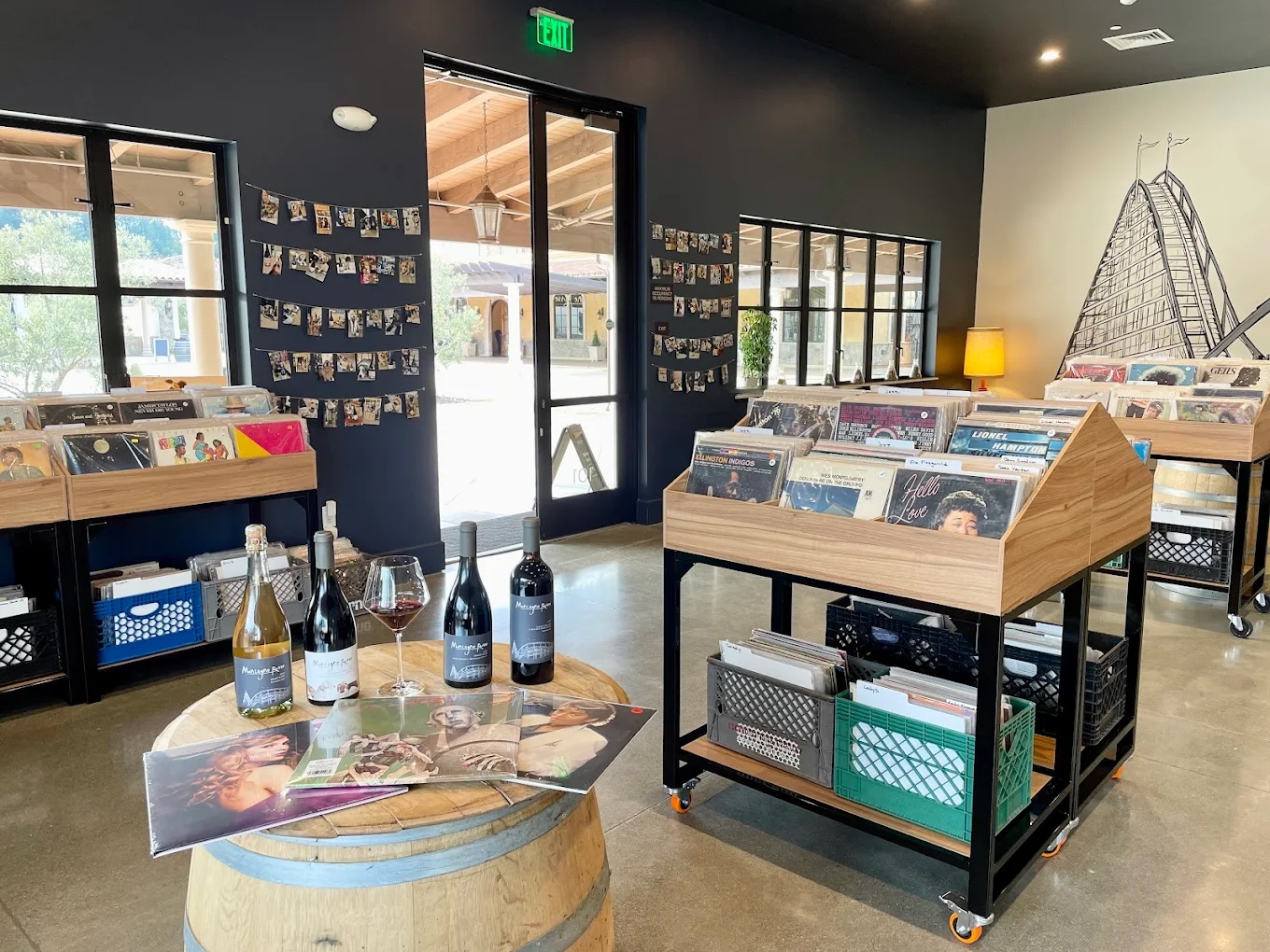 Montagne Russe Winery & Record Lounge ~ 155 Petaluma Blvd N