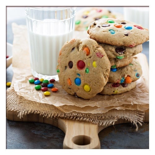 Chocolate Chip and Candy Cookie