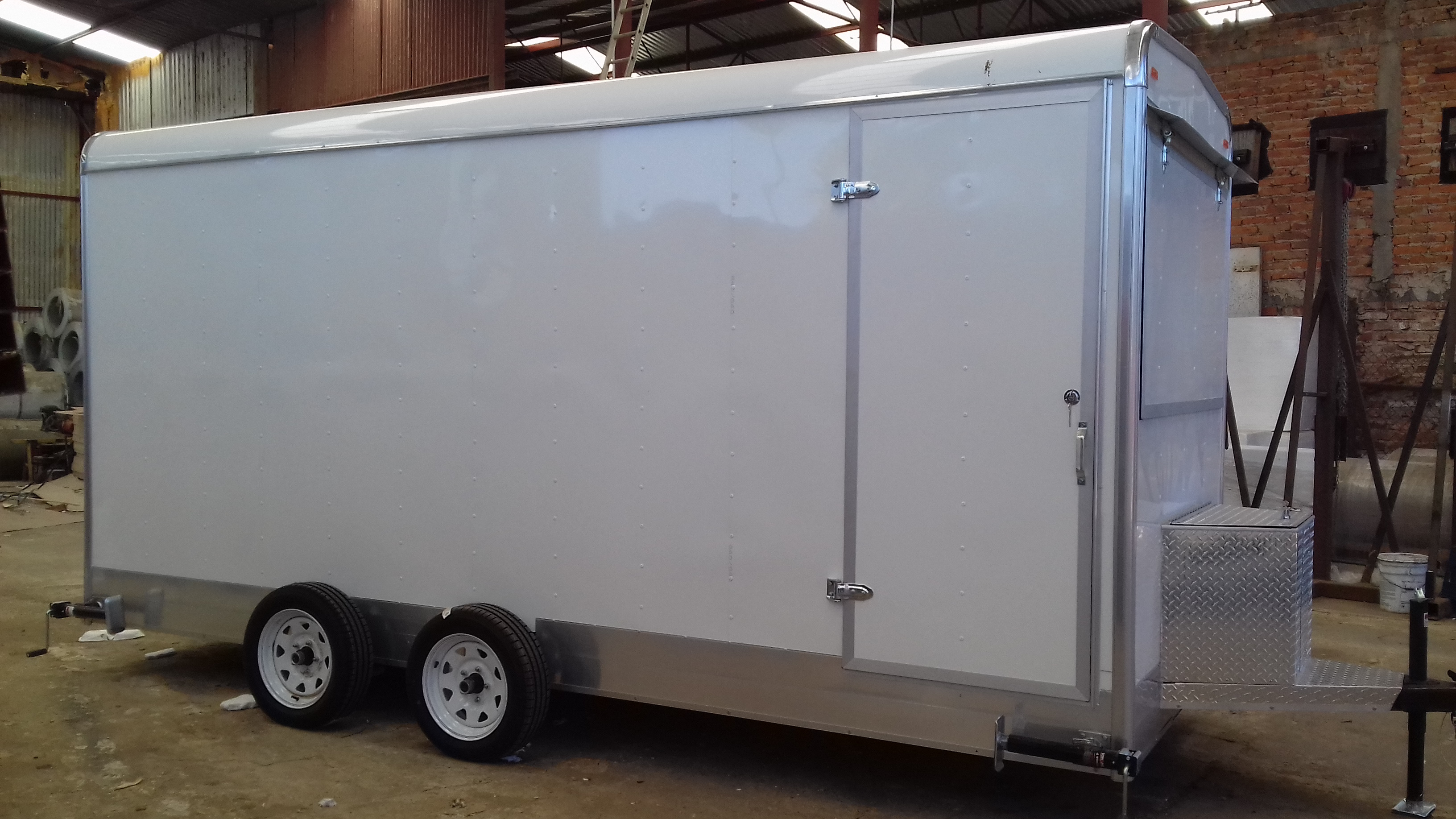 REMOLQUE LONCHERO DOBLE EJE