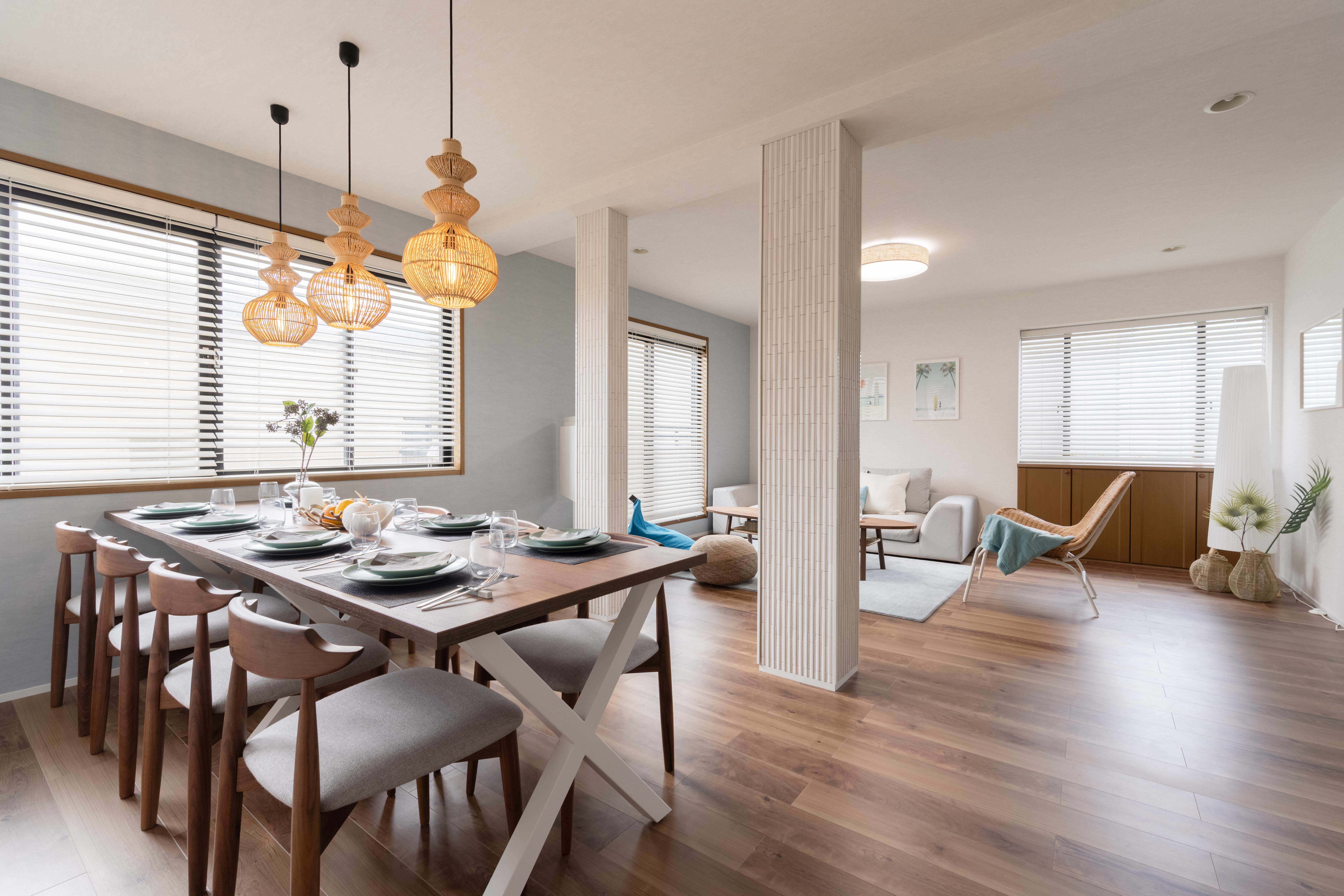 Dining room seats up to eight people