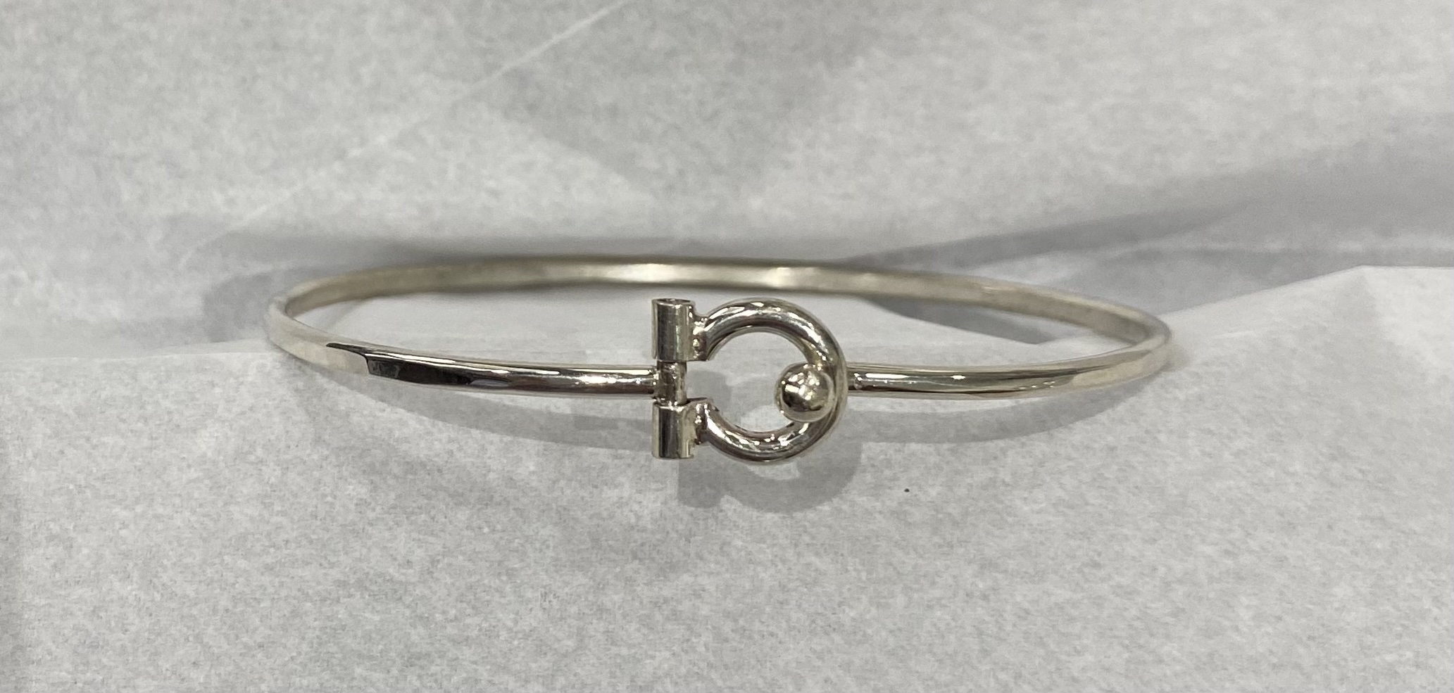 Omega HInged Cuff
Sterling
$110
