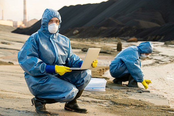 Female Ecologist