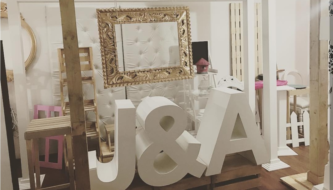 Cada letra en Alquiler
Medidas 80cm de Altura
$35.000