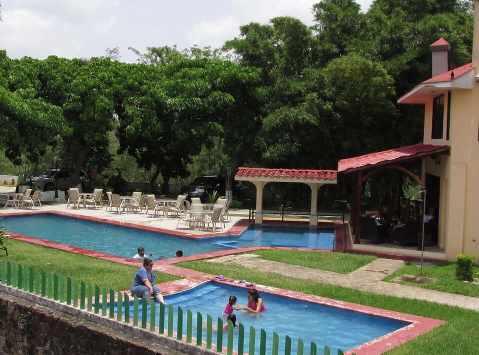 Club Campestre Colina del Conejo - Cabañas