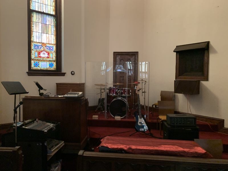 https://0201.nccdn.net/1_2/000/000/0a8/cb6/Current-Church-Drums.jpg