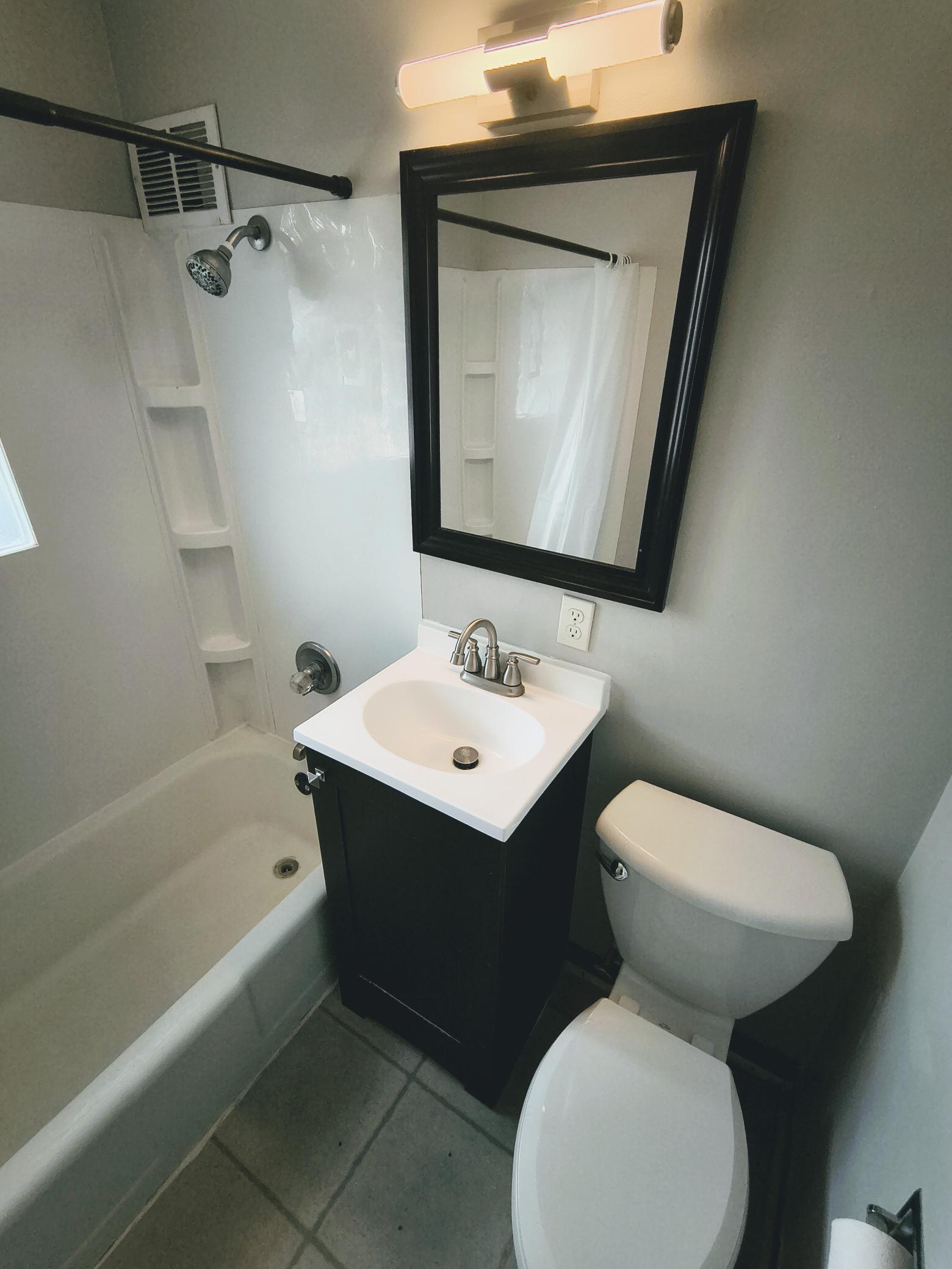 https://0201.nccdn.net/1_2/000/000/0a9/2ca/bath.jpg