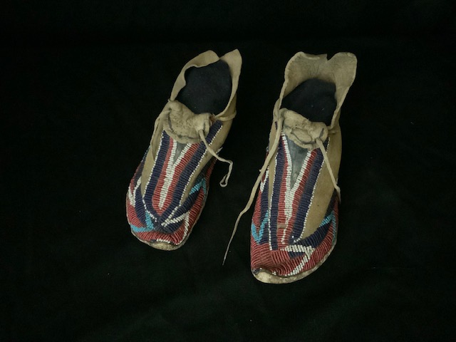PRODUCT PROFILE :
Product No. : #11244
Description :  Southern Plains 
Moccasins