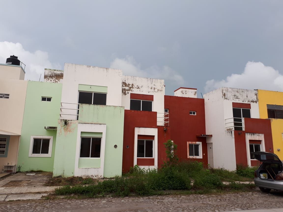 Fracc. Villas Arana (3 casas)
$800,000.00 c/u